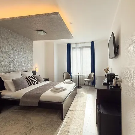 L'heritage Collection Romana