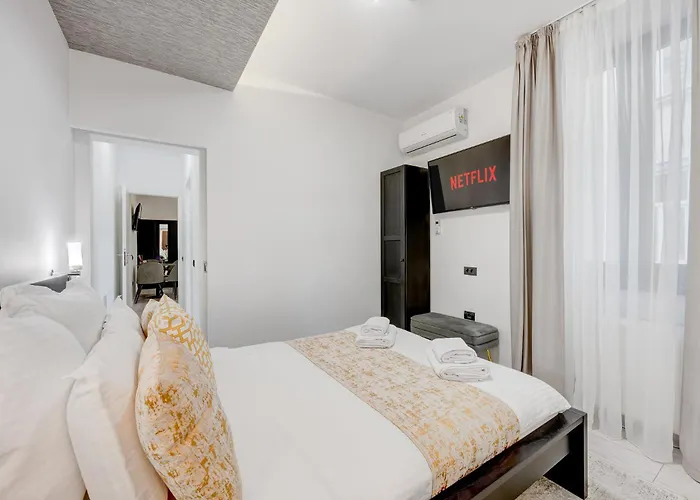 L'heritage Collection Romana